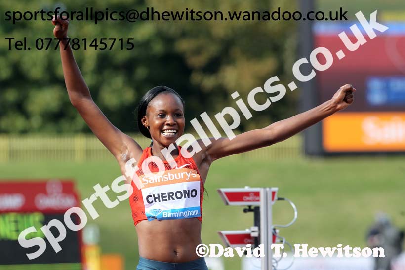 Mercy Cherono wins the womens 2 mile at the Sainsbury's Birmingham Grand Prix. Photos: David T. Hewitson/Sports for All Pics